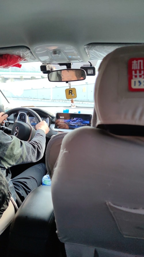 拉萨圣洛都居民